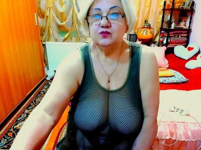 kony55c1a64fe's avatar