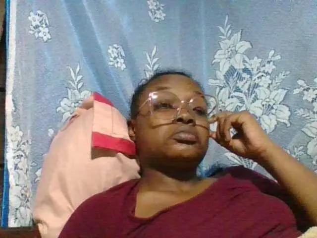 Offline Labella204 on BongaCams