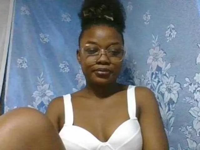 Offline Labella204 on BongaCams