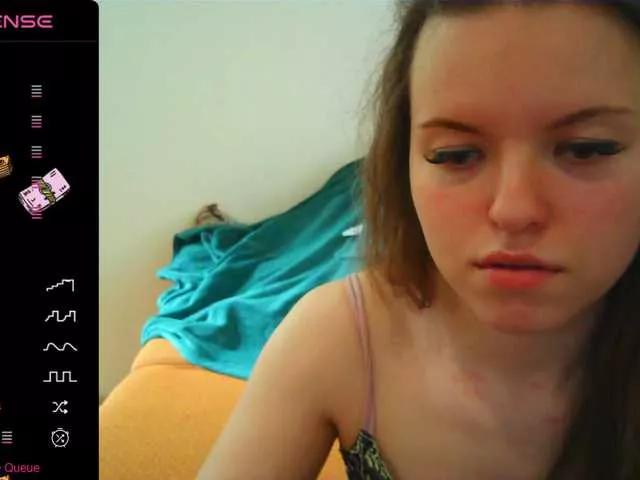 Offline Lady-Caroline on BongaCams