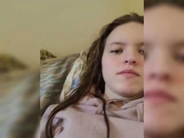 Offline Lady-Caroline on BongaCams