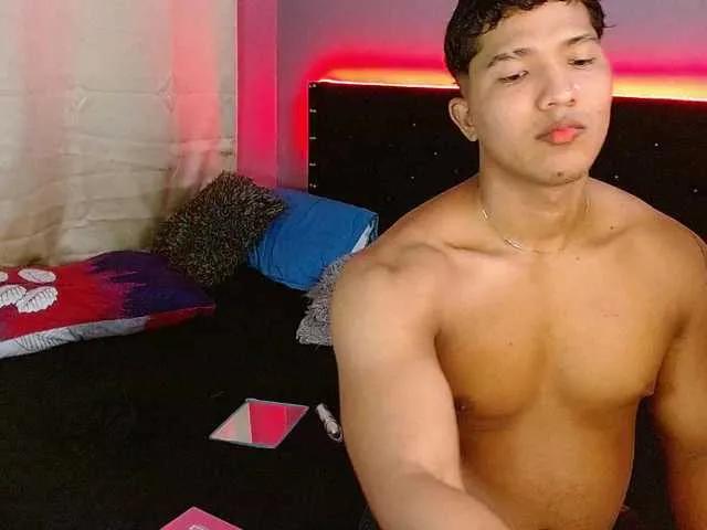 Offline latihotlove on BongaCams