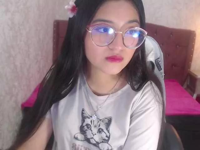 Freechat laurenelove on BongaCams