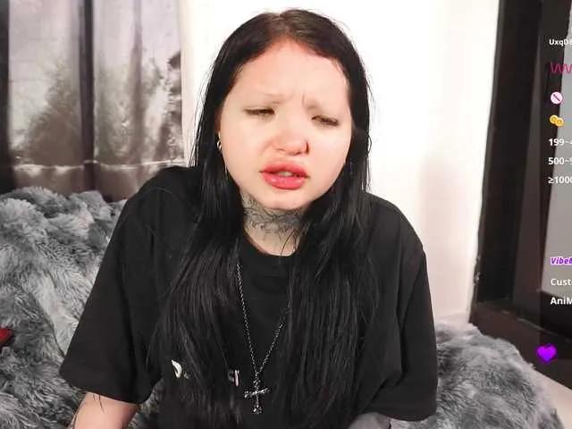 Freechat Leinbone on BongaCams