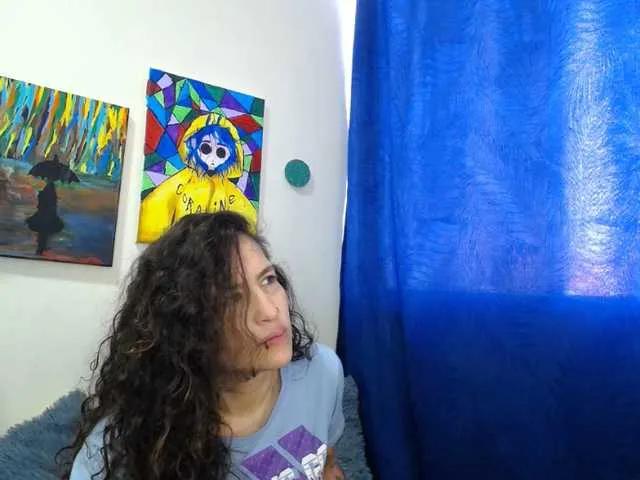 Offline leyla-hot on BongaCams