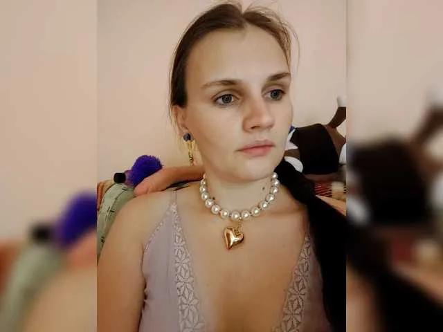 Offline LisaLovHoney on BongaCams