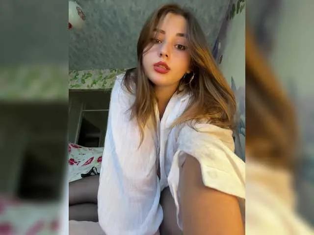 Freechat little-devil on BongaCams