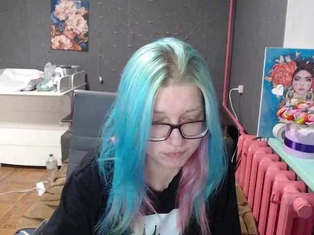 Offline malvinella on BongaCams