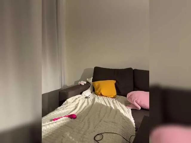 Offline mariaaa-1 on BongaCams