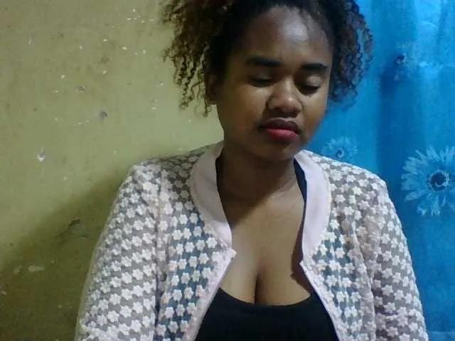 Offline Marie121 on BongaCams