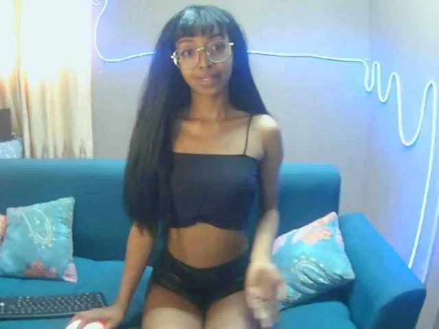 Offline Marinahgrey on BongaCams