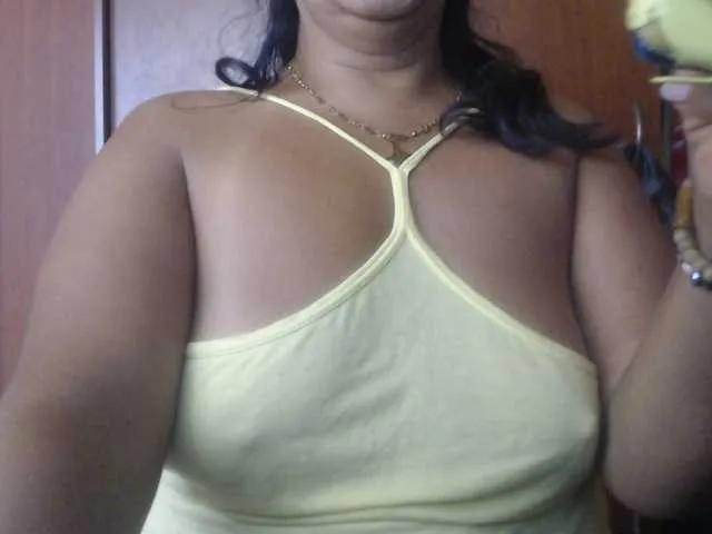 Offline Meganny2023 on BongaCams