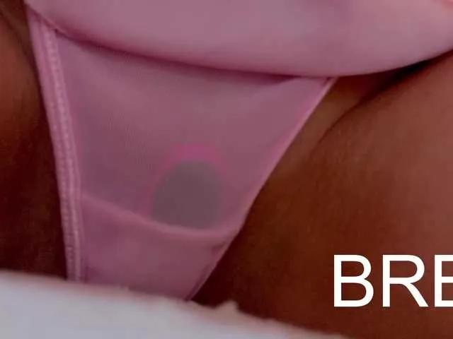 Offline MiamiMur on BongaCams