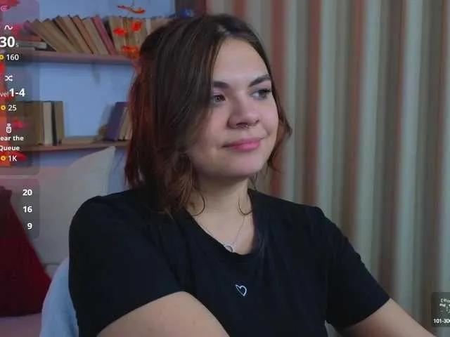 Freechat miamoonn on BongaCams