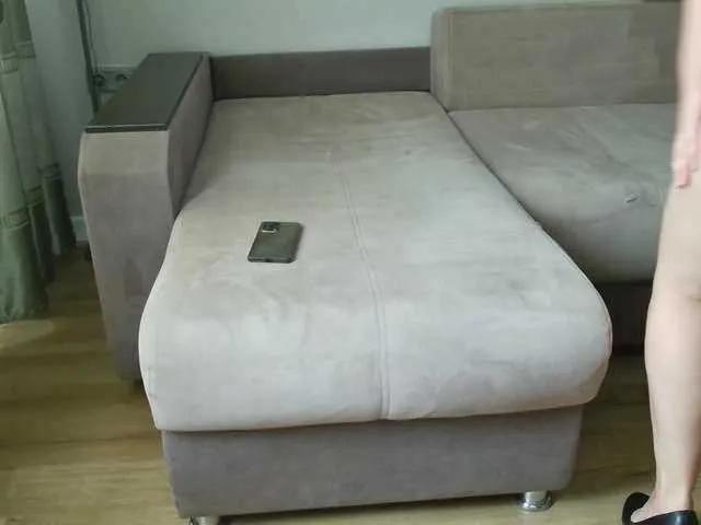 Freechat Milaa1998 on BongaCams