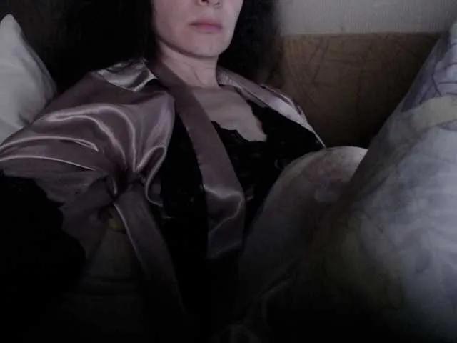 Offline Mint-Lime on BongaCams