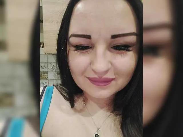 Freechat Monica- on BongaCams