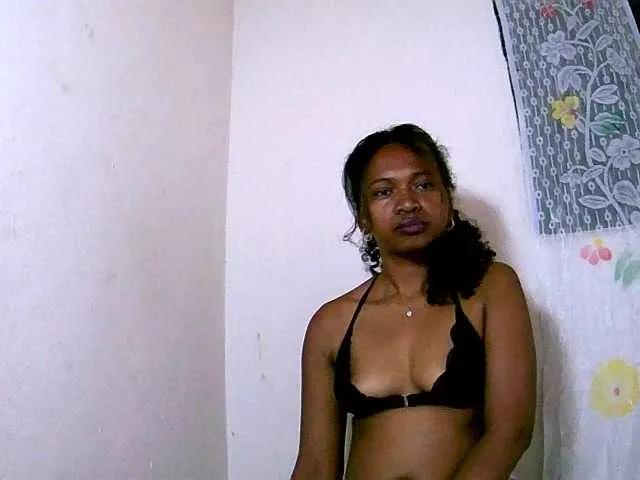 Offline NadiaLoverwy on BongaCams