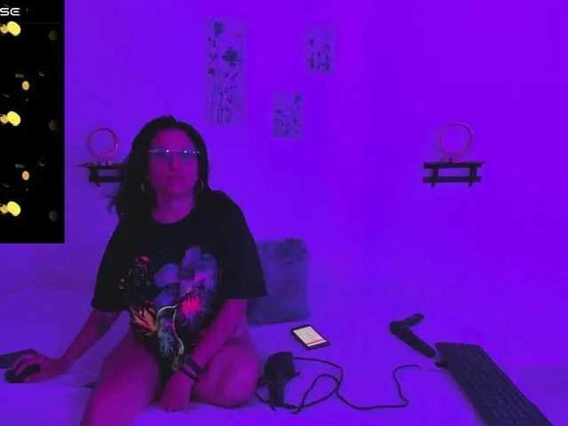 Freechat nadiaSamiri on BongaCams