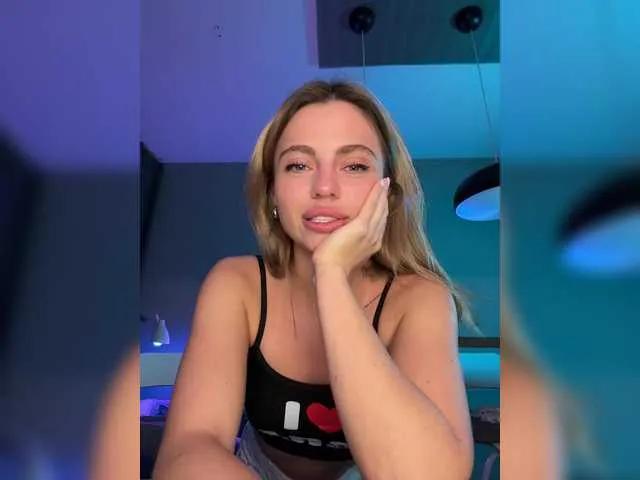 Offline Nataliecroys on BongaCams