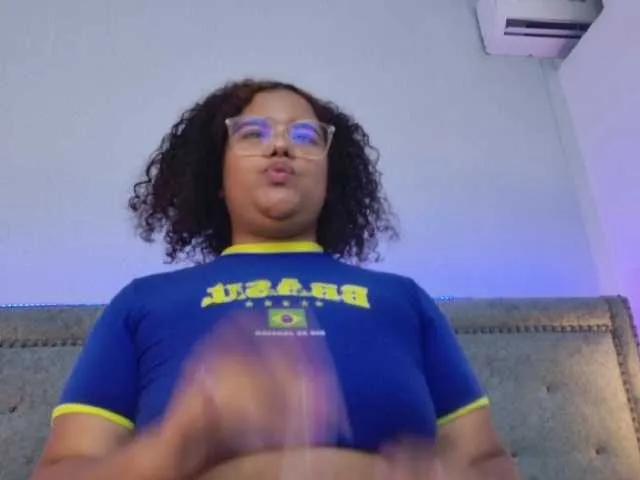 Offline NicolBonnie on BongaCams