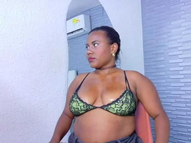 Offline nymplo-bff on BongaCams