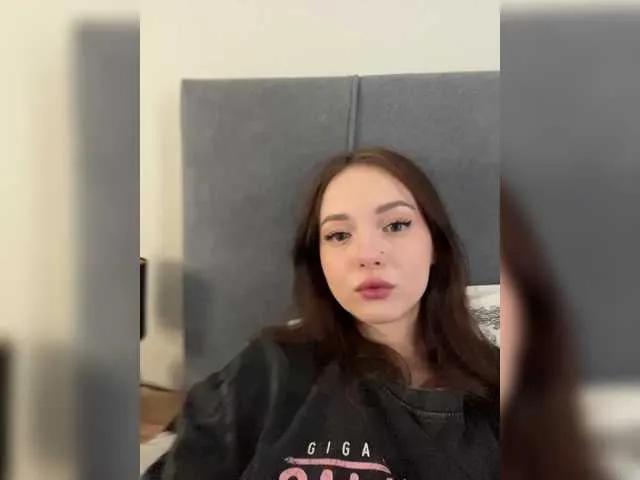 Offline OlivkaVif on BongaCams