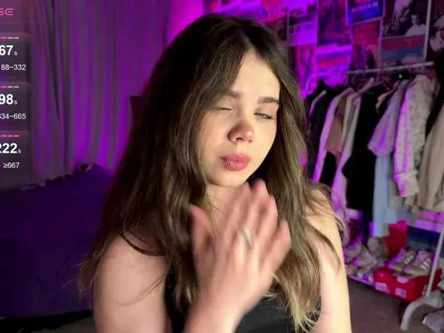 Offline PinkiRay on BongaCams