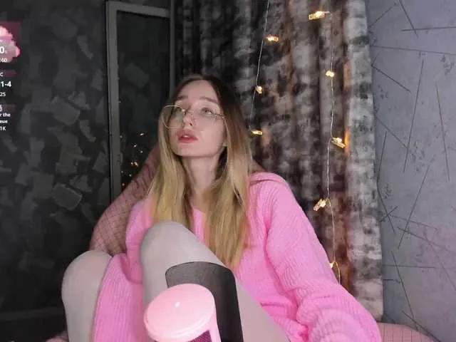 Freechat Polikinesis on BongaCams