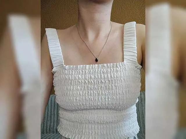 Offline prettyKris on BongaCams