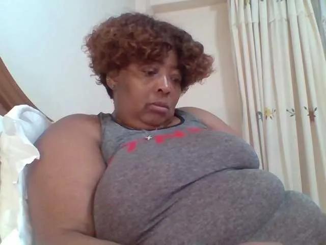 Offline pussylips53 on BongaCams