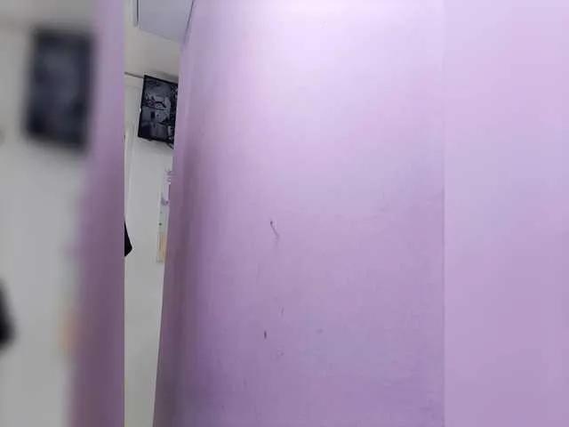 Offline RachelCooper on BongaCams