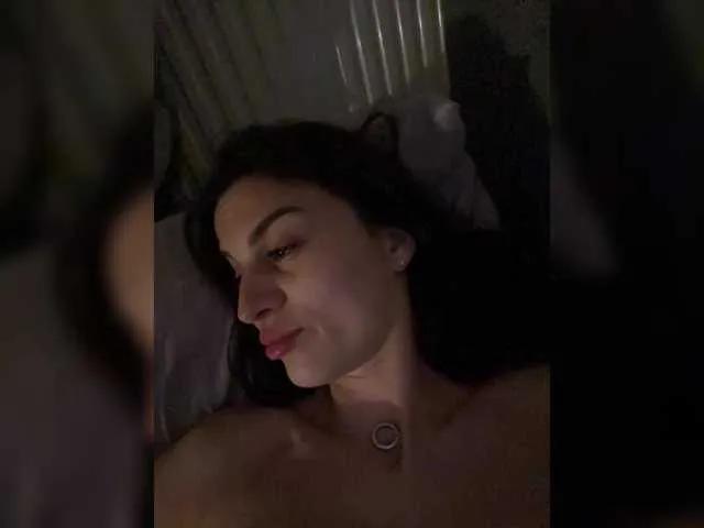 Offline RebecaMur on BongaCams