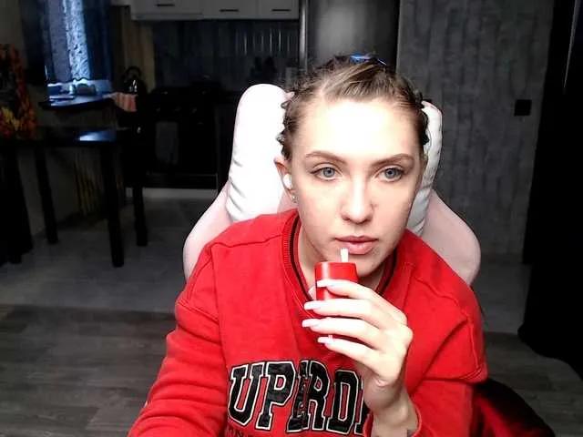 Freechat Regimasmile on BongaCams