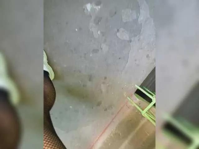 Offline relishsavor on BongaCams