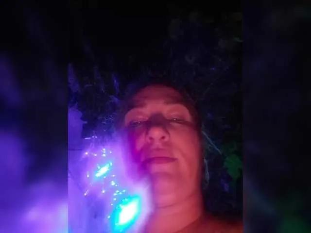 Offline Sexynomad01 on BongaCams