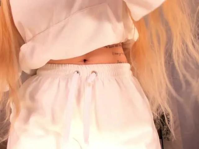 Offline SophiePalmer on BongaCams