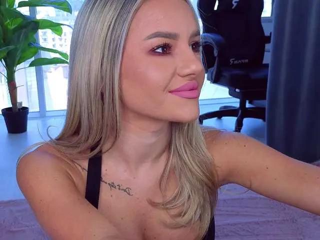 Offline SpoilM3Mor3 on BongaCams