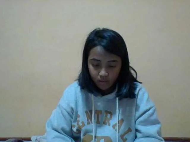 Offline SunsetMonica on BongaCams