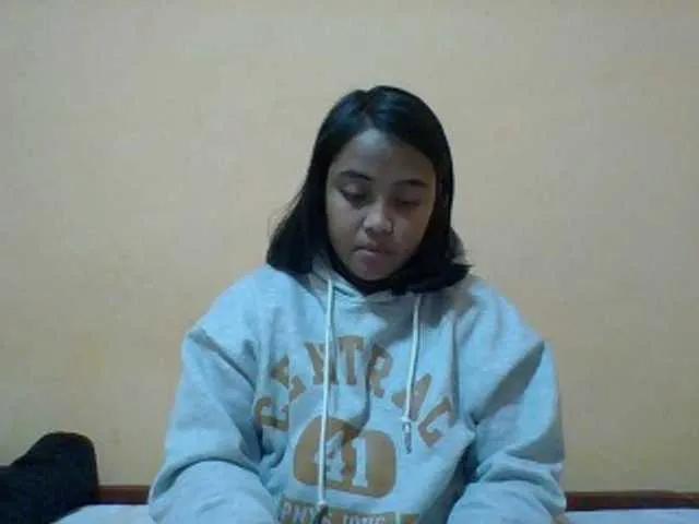 Offline SunsetMonica on BongaCams