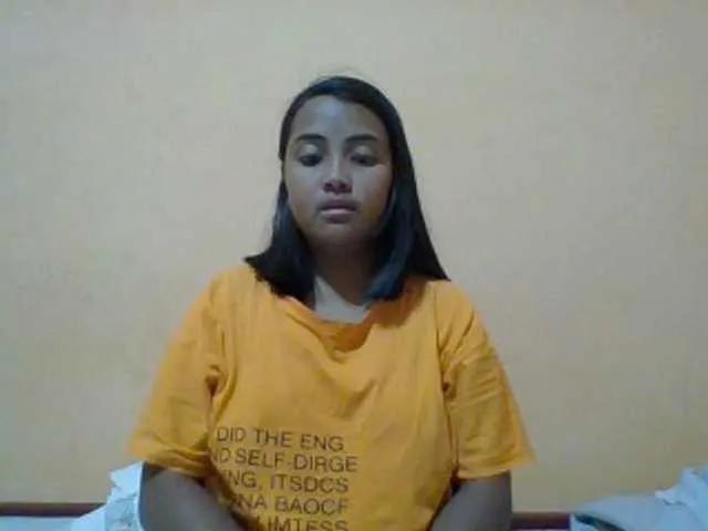 Offline SunsetMonica on BongaCams