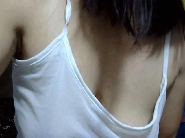 Offline sweetmama17 on BongaCams