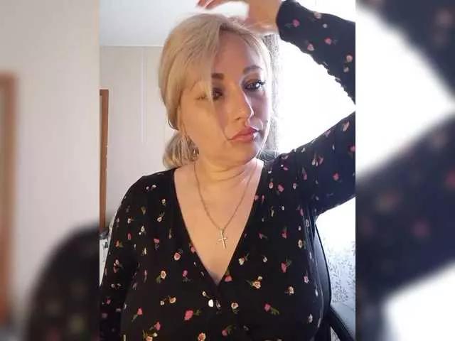 Freechat Tanysha-1 on BongaCams