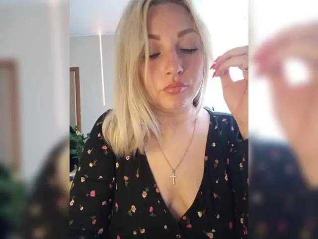 Freechat Tanysha-1 on BongaCams