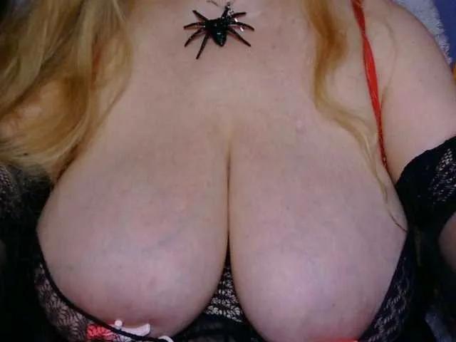 Freechat TexasMommy on BongaCams