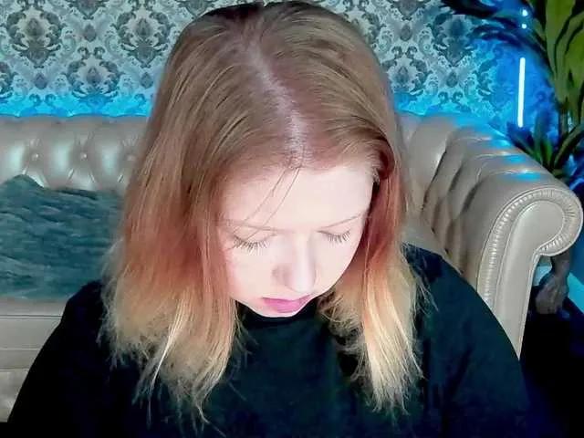 Offline TinkerrBelll on BongaCams