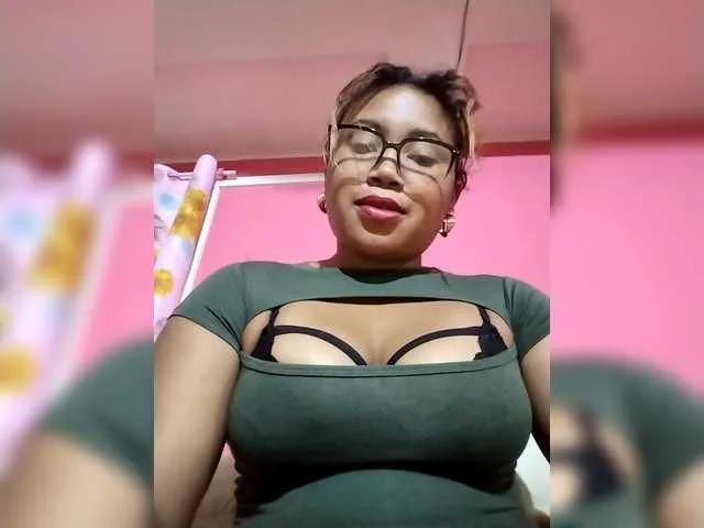 Offline Vanylliah on BongaCams