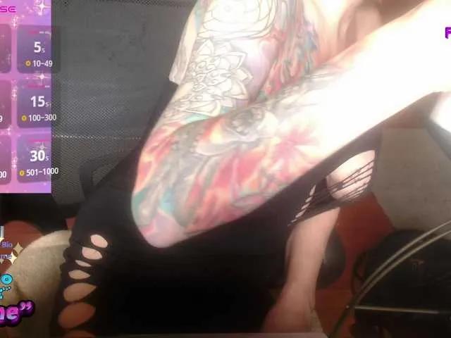 Offline venusx1 on BongaCams