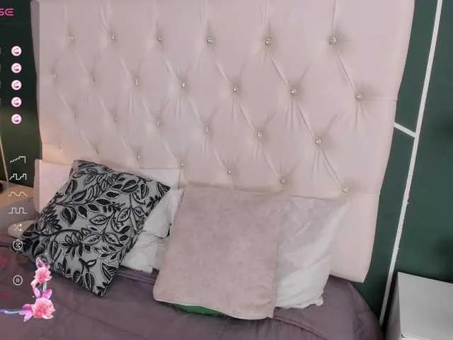 Offline VeronicaLanz on BongaCams