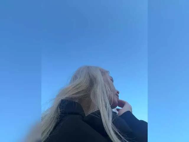 Offline VibroMashulkaDashulka on BongaCams